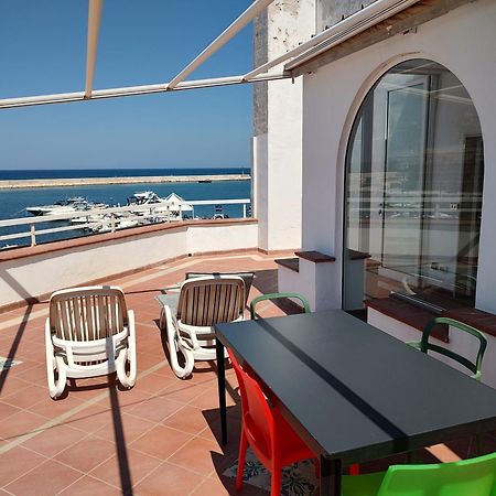 Вілла Fronte Del Mare - Seafront Terrace Вілланова-ді-Остуні Екстер'єр фото