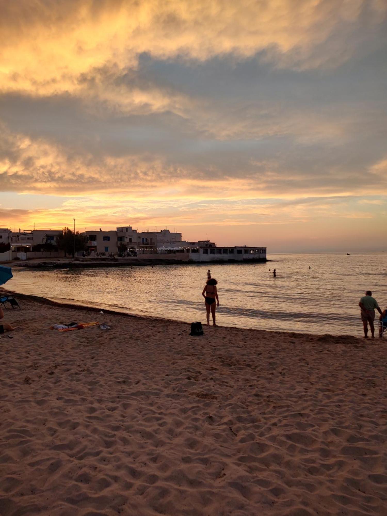 Вілла Fronte Del Mare - Seafront Terrace Вілланова-ді-Остуні Екстер'єр фото